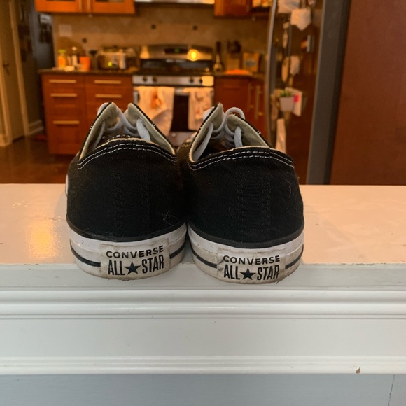 Chuck Taylor’s - Picture 4 of 5